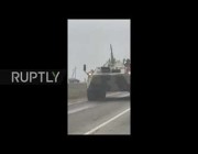 عشرات الآليات الروسية تصطف بأحد طرق شبه جزيرة القرم