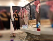 فيديو متداول.. زيارة المفتي للشيخ يعقوب الباحسين قبل أيام من وفاته
