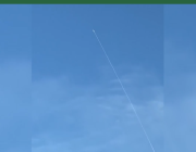 لحظة إطلاق صاروخ باليستي روسي ومشاهد للقصف على مطار “خيرسون” الأوكراني