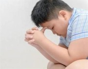 “الصحة الخليجي” يحذر من خطورة السمنة على الأطفال.. و5 أضرار تلاحق المُصابين بها
