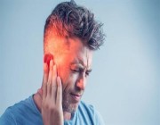 “الصحة” تحذر من عادة خطرة قد تفقدك السمع