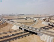 شاهد .. هكذا بدت الجسور الرابطة بين مدينة الملك عبدالله الرياضية وحي الحمدانية بجدة بعد افتتاحها
