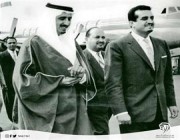 صورة نادرة للملك سلمان برفقة الملك فهد في إحدى الزيارات الخارجية