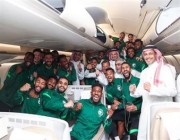 بعد التأهل للمونديال.. لحظة وصول بعثة المنتخب الوطني إلى جدة قادمة من الإمارات (فيديو)