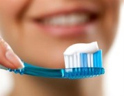 “الصحة”: 6 خطوات لتفريش الأسنان وتنظيفها بشكل صحيح (فيديو)