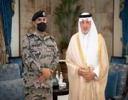 أمير مكة المكرمة يستقبل مدير السجون بالمنطقة