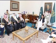 رئيس وزراء جمهورية باكستان يستقبل سمو وزير الخارجية