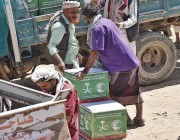 مركز الملك سلمان للإغاثة ينفّذ مشاريع تنموية وتوزيع سلال غذائية في اليمن وموزمبيق