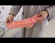 مصنع صغير للجوارب يتيح لك شغل وحياكة جوربك باستخدام دراجة في اليابان