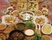بأواني الحجر و الفخار والأطعمة الشعبية .. هكذا تكون موائد رمضان في مدينة جازان