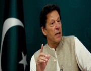 رئيس الوزراء الباكستاني يدعو أنصاره للاحتجاج قبيل تصويت على حجب الثقة
