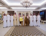 أمير منطقة القصيم يستقبل رئيس وأعضاء إدارة التعاون (صور)
