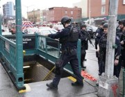 شرطة نيويورك تبحث عن مطلق النار في مترو أنفاق بروكلين