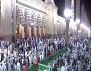 ازدحام الرحمة عند أبواب المسجد النبوي عقب صلاة الفجر