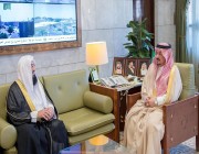 الأمير فيصل بن بندر يستقبل الأمين العام لجمعية البر بالرياض