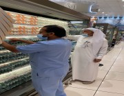 بلدية الجبيل تنفذ 220 جولة رقابية على الأسواق والمراكز التجارية منذ بدء رمضان المبارك