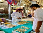 حركة نشطة وإقبال على ” المسواك ” بأسواق جدة مع بداية رمضان