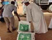 سلمان للإغاثة يواصل توزيع السلال الغذائية الرمضانية في الخرطوم