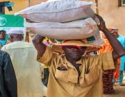 سلمان للإغاثة يوزع 420 سلة غذائية رمضانية في ولاية كوارا بنيجيريا