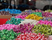 محلات الحلويات والمكسرات تحقق مبيعات مرتفعة قبيل العيد في رفحاء