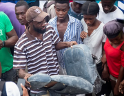مقتل 6 بتحطم طائرة في شارع مزدحم في هايتي