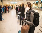 الاتحاد الأوروبي يُلغي إلزامية الكمامة في الطائرات والمطارات
