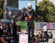 ماكس فيرستابن ينتزع صدارة بطولة العالم للفورمولا 1 بفوزه بجائزة إسبانيا الكبرى