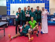 منتخب كرة الطاولة يتوج بالميدالية الذهبية بعد فوزه على قطر في دورة الألعاب الخليجية (صور)