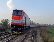 مصرع أسرة مصرية تحت عجلات القطار بسبب «بطيخة»