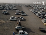 “أمانة الرياض” تزيل 70 مركبة مهملة يومياً من شوارع العاصمة بعد إشعار ملاكها (فيديو)