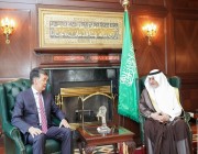 أمير منطقة تبوك يلتقي سفير جمهورية كازاخستان