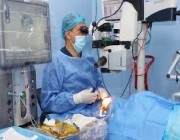 عانى من قرحة بالعين.. فريق طبي ينقذ حاجًا إندونيسيًا من العمى
