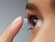 “الصحة”: 5 نصائح قبل استخدامك العدسات اللاصقة لتفادي الإصابة بالعمى