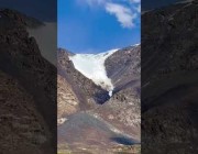 انهيار جليدي يهاجم سياحاً بريطانيين قرب جبال في قيرقيزستان