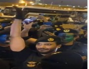 جنود سعوديون يتعاهدون على خدمة ضيوف الرحمن خلال موسم ‎الحج “فيديو”
