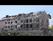 دمار هائل خلّفه قصف روسي لمبنى سكني ومركز ترفيهي في أوديسا الأوكرانية