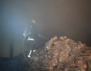 “مدني الرياض”: السيطرة على حريق في مستودع فحم بحي العزيزية