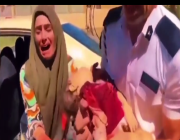 مقطع مؤثر.. أم كردية تودع طفلتها المتوفاة جراء القصف التركي لمحافظة دهوك (فيديو)  