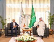 الرئيس التنفيذي للصندوق السعودي للتنمية يستقبل وزير البيئة لجمهورية سريلانكا