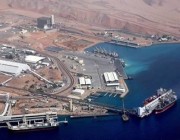 السيطرة على مواقع بمحافظة حقل تأثرت بتسريب زيت الوقود من ميناء العقبة