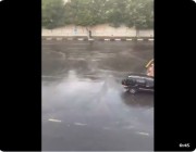 بالفيديو.. أمطار غزيرة وبرد على الطائف