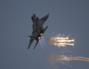 طيران الاحتلال يشن غارة جديدة على خانيونس جنوبي غزة