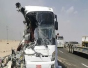 وفاة وإصابة 20 شخصا في حادث سير لحافلة عُمانية كانت تقل معتمرين في طريقهم إلى مكة