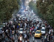 استمرار المظاهرات في إيران لليوم الـ12 والشرطة تتوعد بمواجهتها بكل قوة