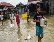 إعصار الفلبين.. السلطات توجه بمساعدة المتضررين