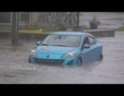 إعصار “فيونا” يضرب السواحل الكندية ويلحق أضرارا بالمنازل والمركبات
