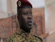 رئيس بوركينا فاسو يقيل وزير الدفاع ويتولّى المنصب بنفسه