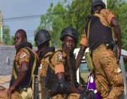 عاجل.. جيش بوركينا فاسو يطيح بالرئيس ويحل الحكومة ويغلق الحدود حتى إشعار آخر