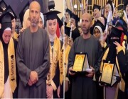 مشهد مؤثر لأب مصري خلال استلامه شهادة تخرج ابنته المتوفـاة (فيديو)
