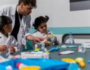 مهرجان العودة إلى الرياض يتيح للأطفال تطبيق الإسعافات الأولية والتعرف على الطب الجراحي